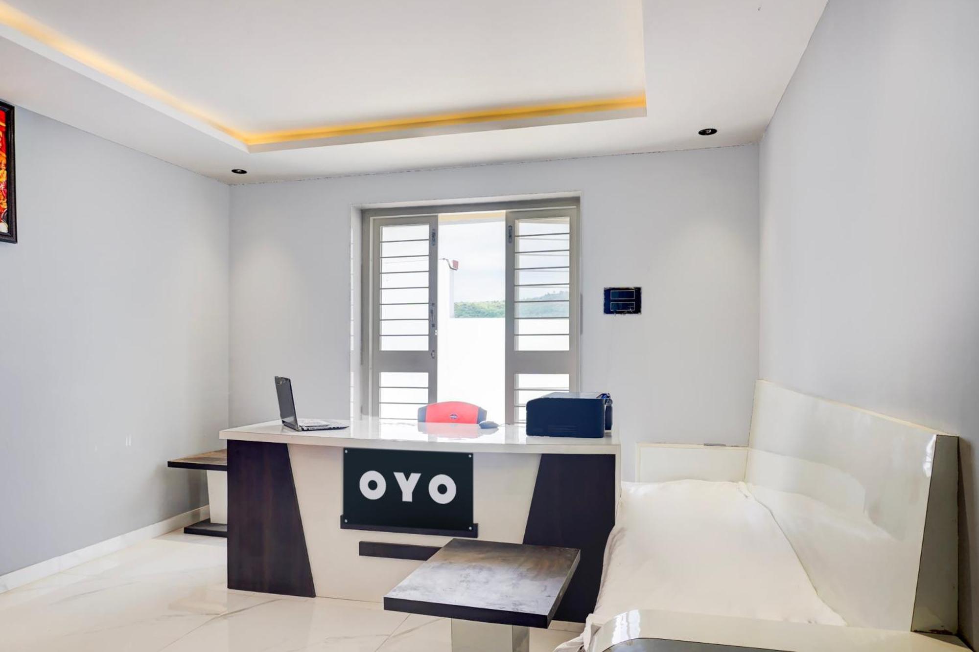Hotel O Jeevan Restaurant & Lodging Kavathe Zewnętrze zdjęcie